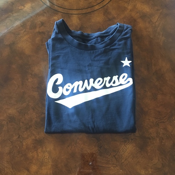 Bundle of 4 medium sized women/teen t-shirts - Picture 9 of 9